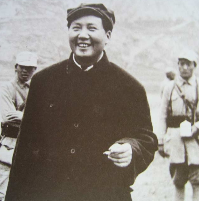 毛主席打算定都，为何又突然改主意？叶剑英预言北京是首都
