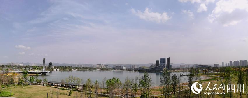 体育场朝向(东安湖体育公园：期待“太阳神鸟”的光芒)