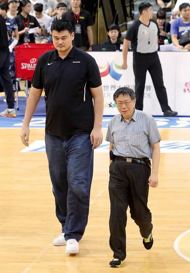 中国平均身高在世界排多少名（身高黑比地域黑更无耻，中国人平均身高究竟多少，实际上你已达标）