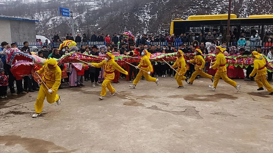 没有社火的过年，不叫过年！天水周家坪村民耍社火闹新春（组图）