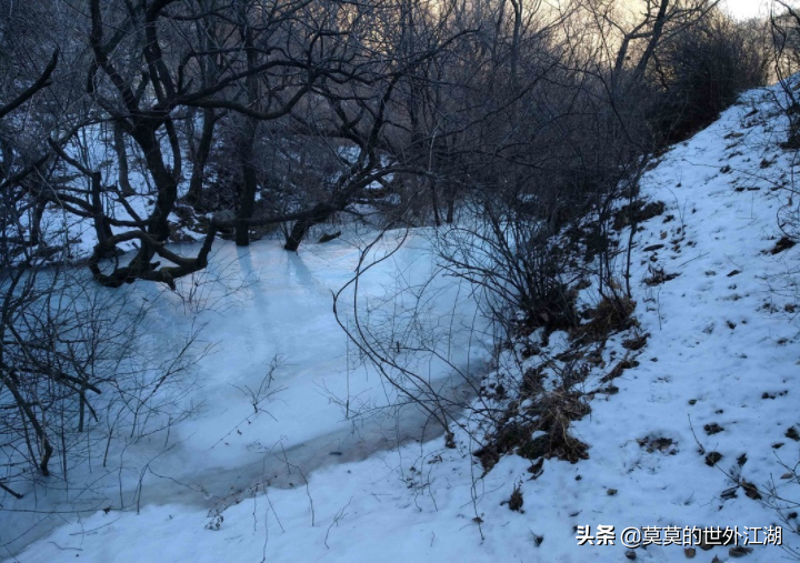 北京昌平，徒步登山，古村赏景，深山中的冰瀑更是惊艳，值得一游