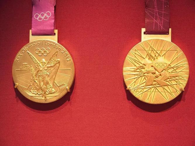 每届奥运会能制作多少金牌？