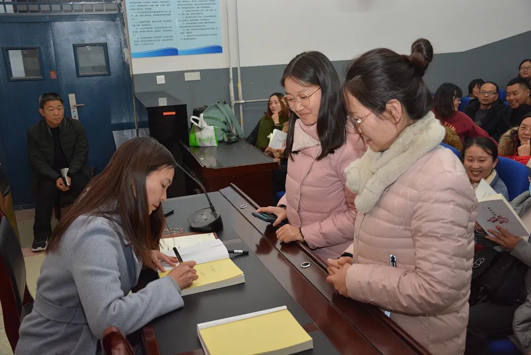 抒写教育故事 记录人生美好——韶州中学举行教师个人新书发布会