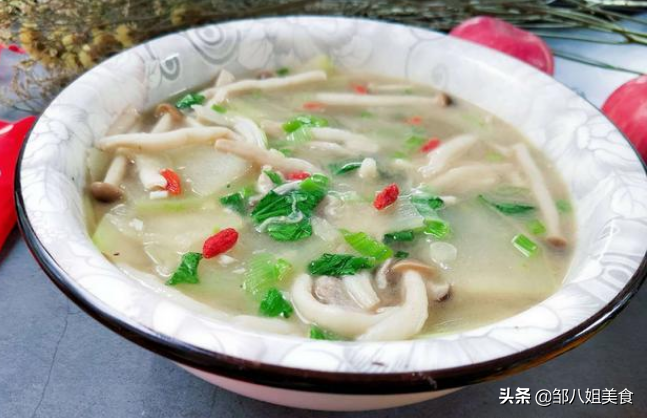 建議中老年人：少喝米粥，多喝這6種&ldquo;營養湯&rdquo;，好喝又養胃