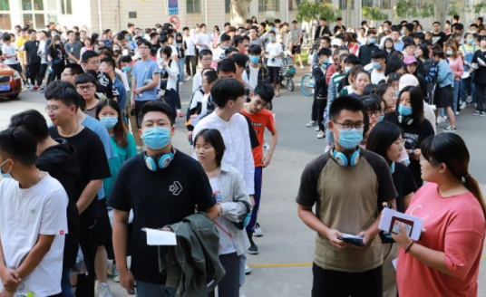 大学期间考四六级，大几的通过率会更高？学姐的答案有些意外