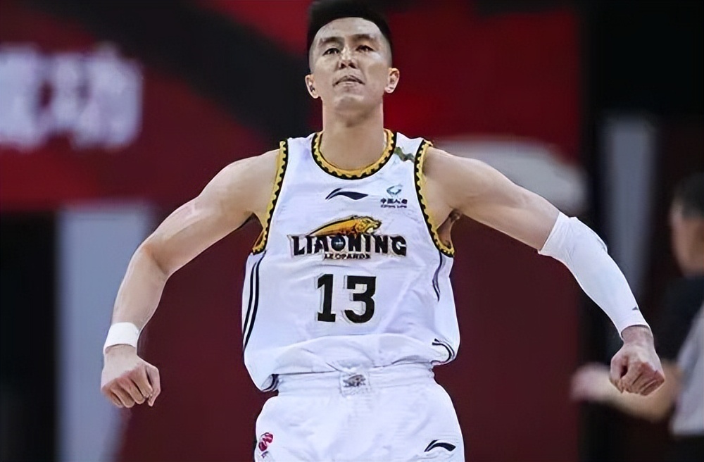 郭艾伦和郭少什么关系(郭艾伦自相矛盾,亲口说出离开