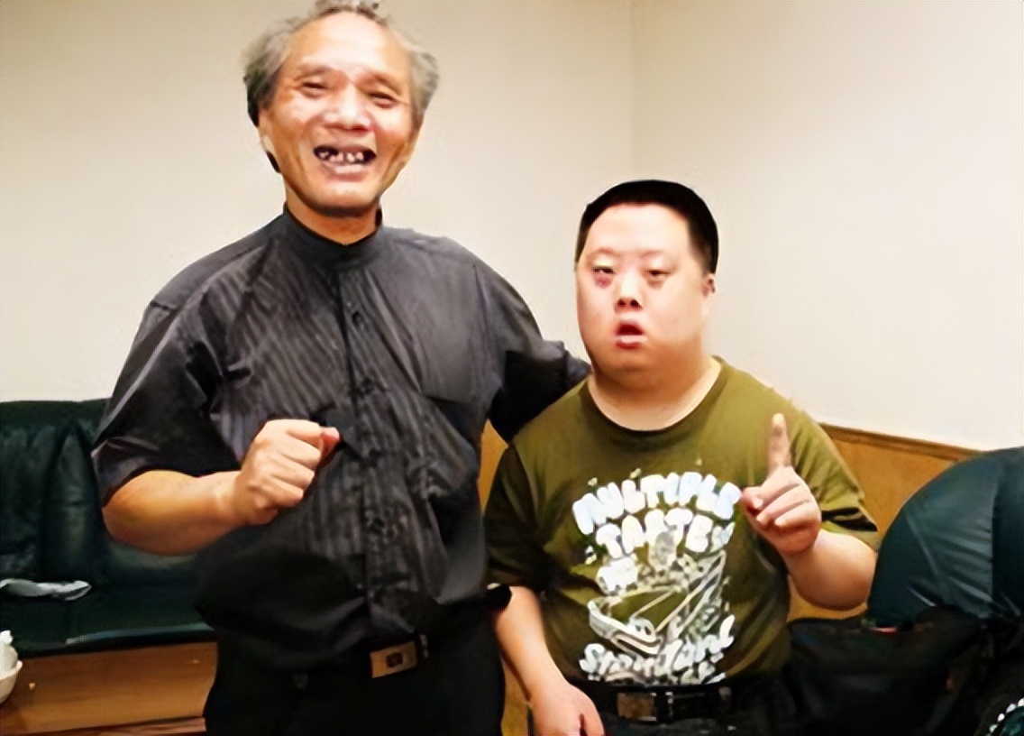 "天才指挥家"舟舟:肺癌痊愈后,父亲不再逼妹妹为他养老送终