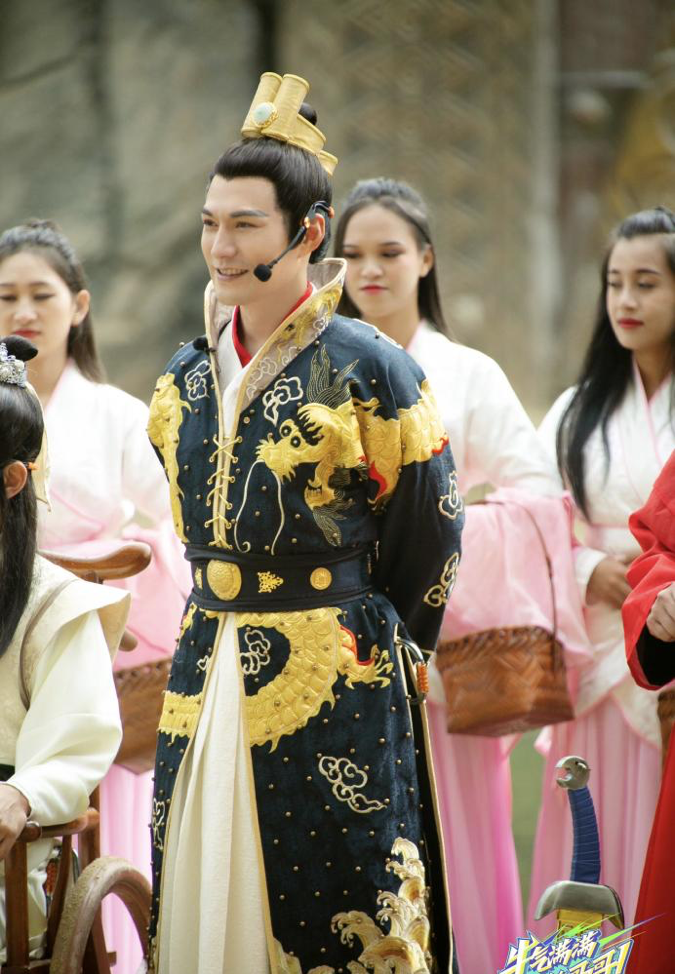 硬扮当年角色，好好的经典被自己一手毁掉，我想关掉电视机