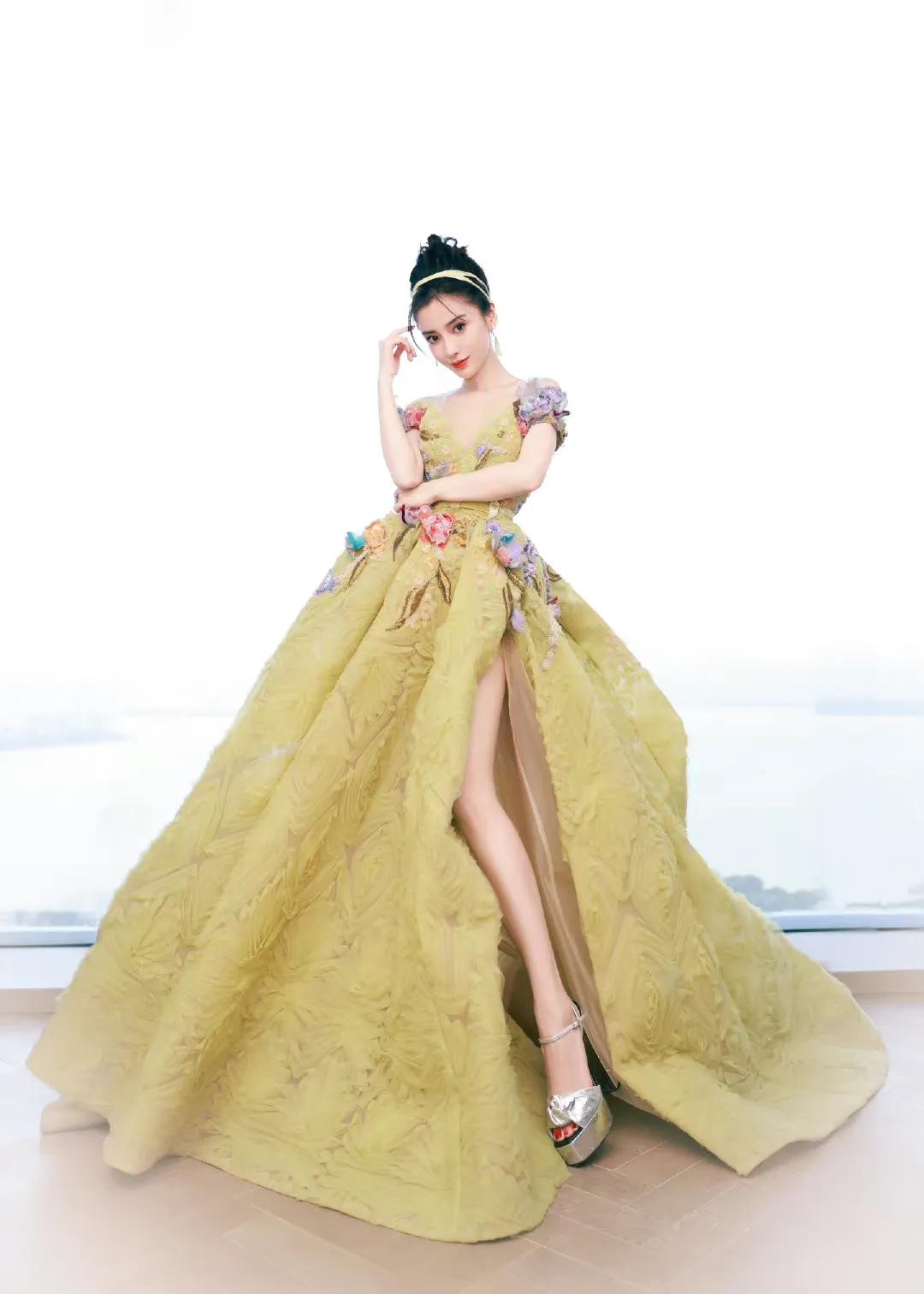 内娱颜值天花板Angelababy