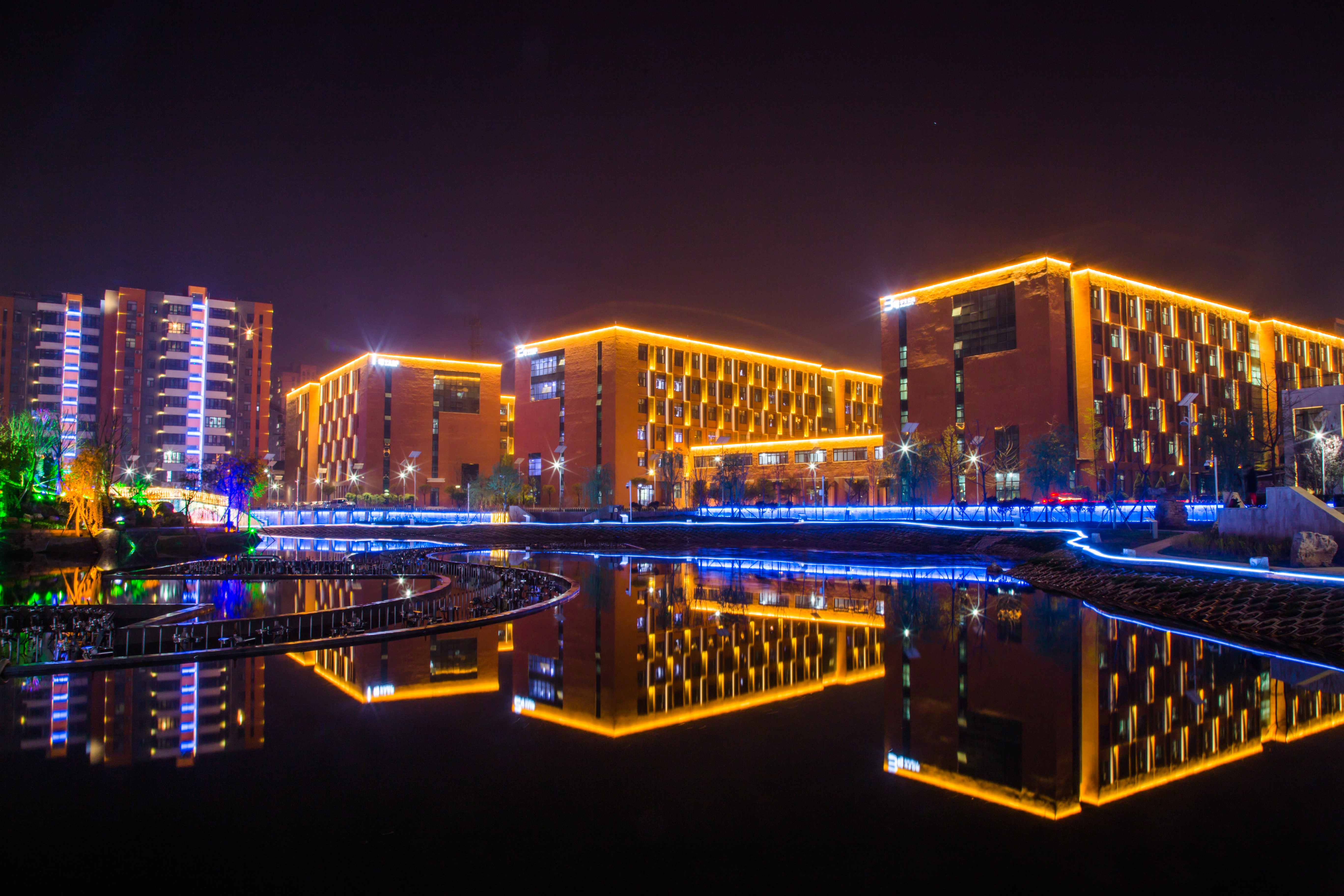 河北传媒学院录取需要多少分？解读2022年艺术类专业招生考试