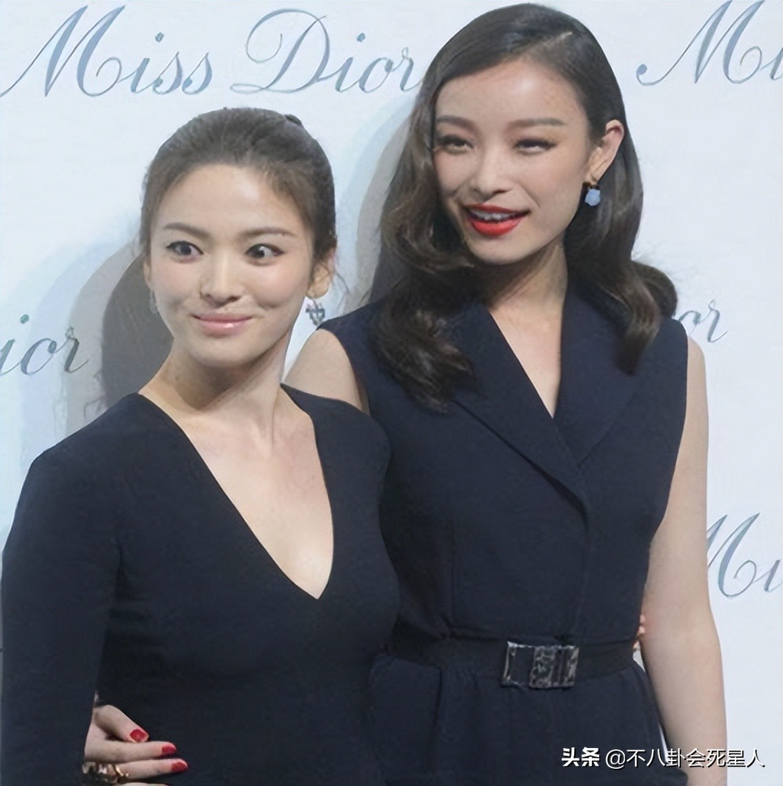 单看个个是美人，合照却开“大头特效”，这些女星被“虐惨”