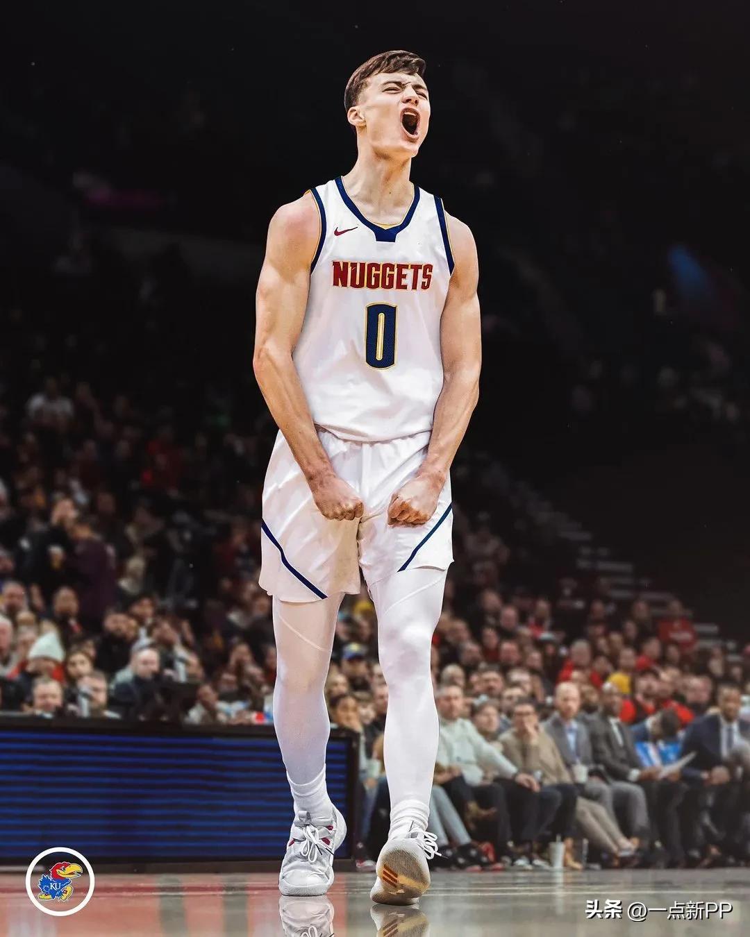 开阔空间下可以发挥出传控的特点,寻找空位球员能力很强,接球后突破攻