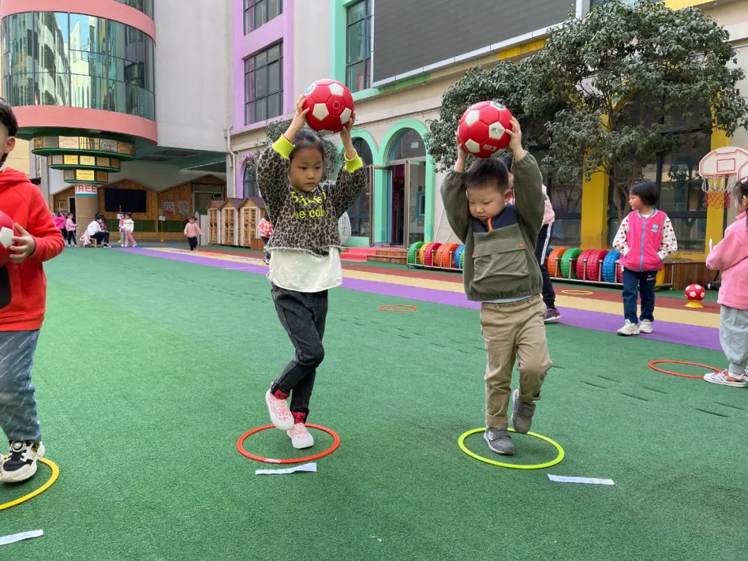 足球pda測試是什么（金水一幼開展全國校園足球特色幼兒園系統平臺PDA測試）