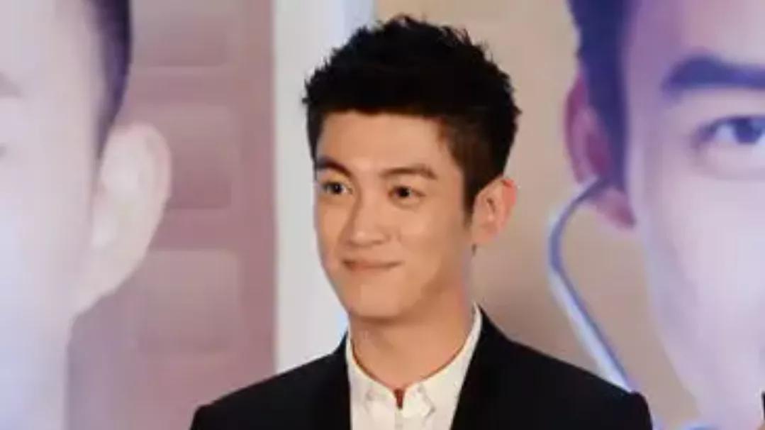 没了爽子和吴某人，娱乐圈里依旧波涛汹涌，未爆料的大瓜太劲爆