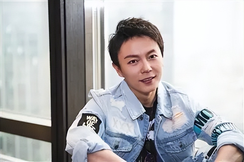 盘点那些被资本毁掉的童星，年纪轻轻身患绝症，还被注射抑制针