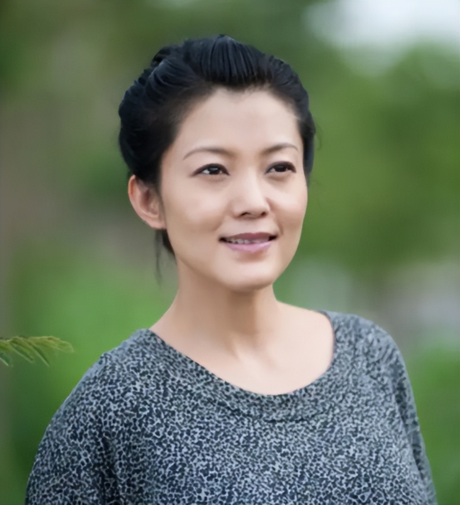 东北逃犯沈俊林逃亡15年身价上亿，情人被捧成明星，2006年被捕