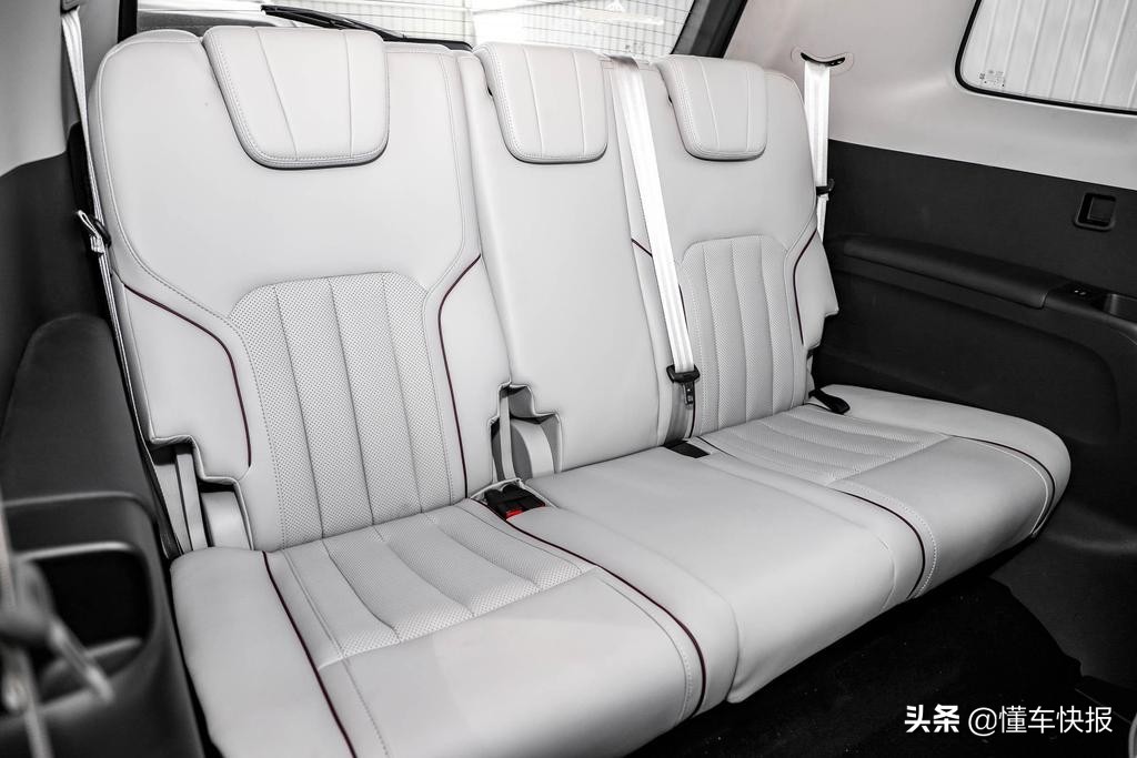 不到20万能买到配置齐全的中大型SUV，福特领裕了解一下
