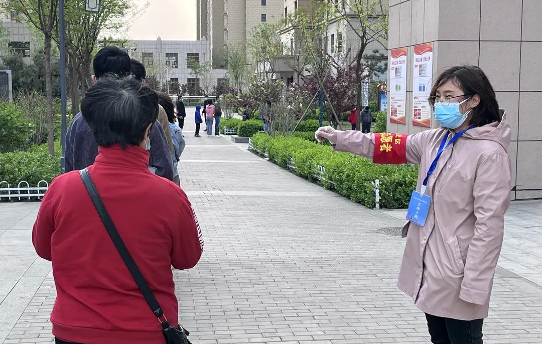 党旗飘扬丨青春战“疫”显担当——太原美术馆（太原画院）青年党员在行动（二）