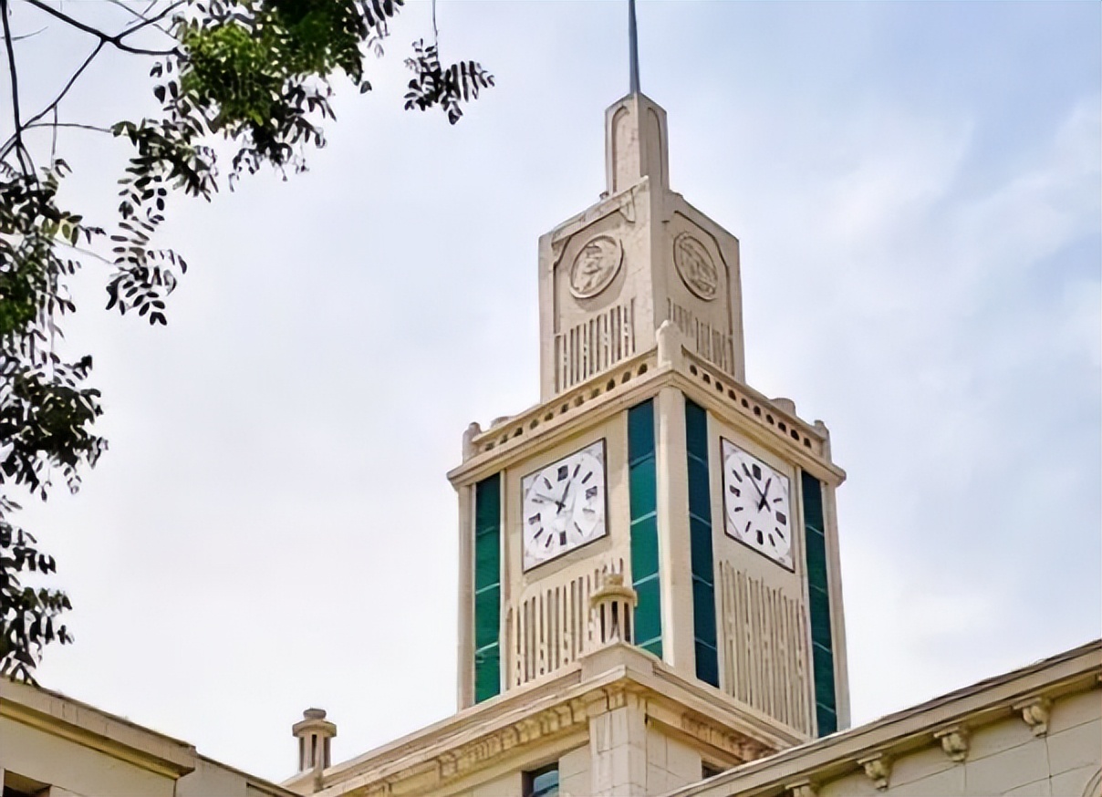 985高校排名已更新，大致可以分为4个档次，上海交大表现很亮眼