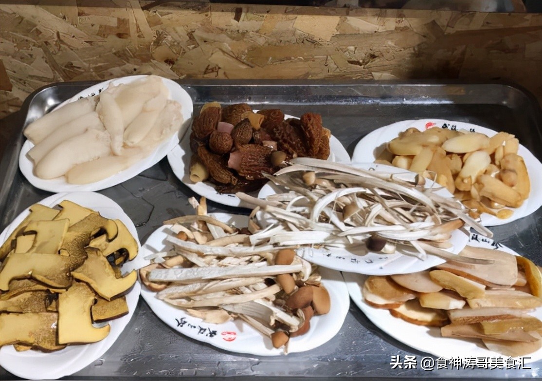 重庆名小吃有哪些（重庆10大特色美食小吃推荐）