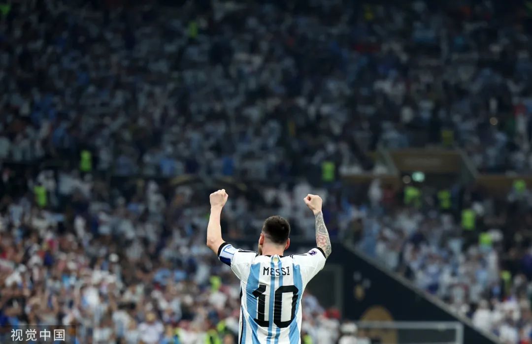 迭戈，梅西做到了，阿根廷是冠军！