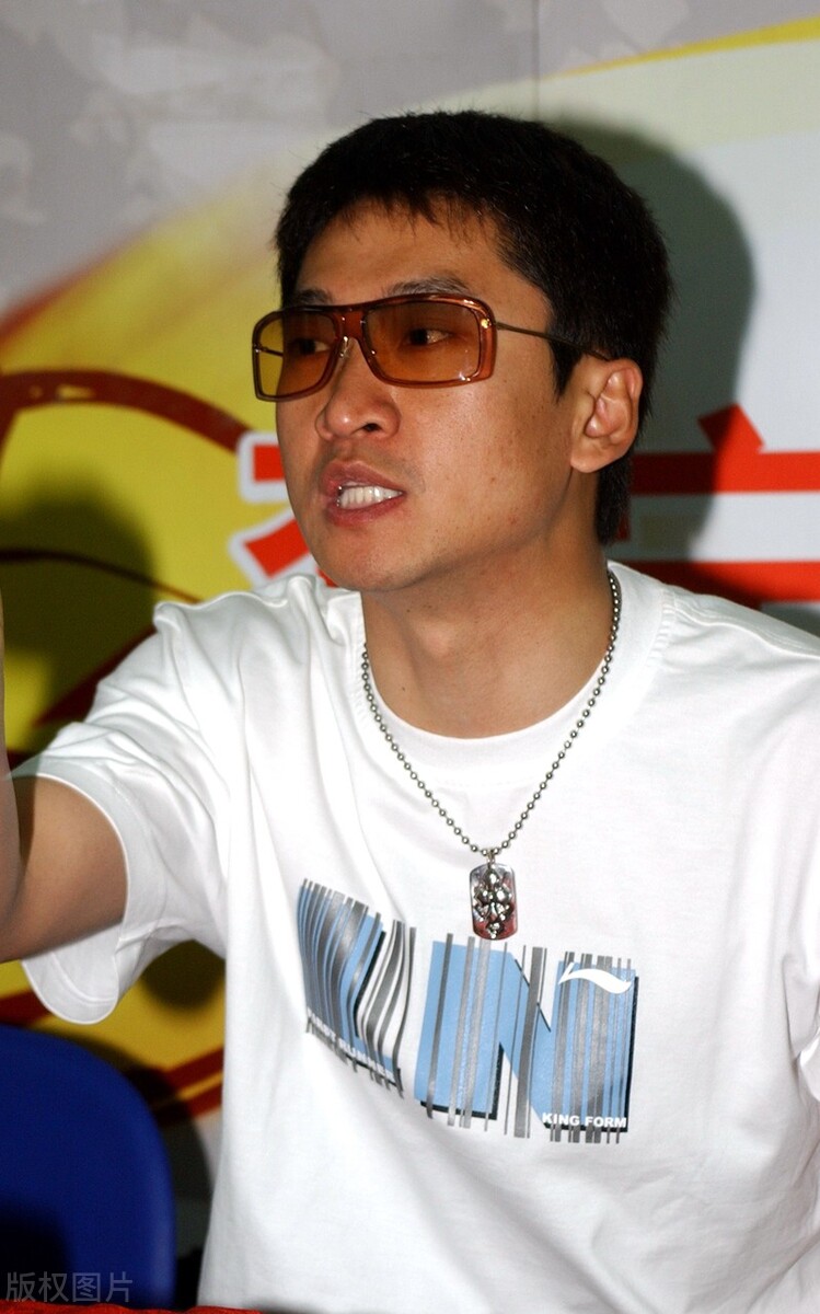 出道即巅峰的10位艺人，有人如今依旧风光，有人却早已经销声匿迹