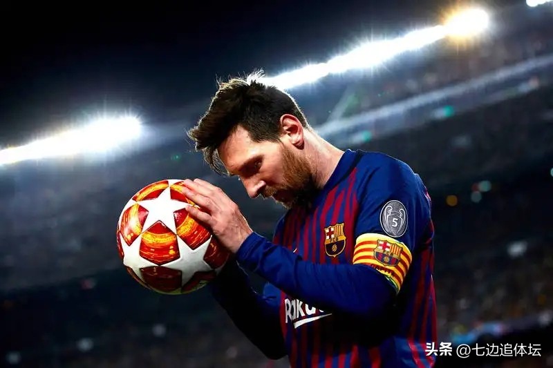 巴黎已准备好签梅西的资金（巴萨坏消息！曝巴黎提前续约梅西：2年合同6000万，2.2亿巨星利好）