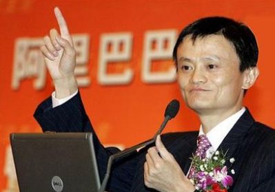 中国最有钱的10个人，女富豪日赚四千万，捐款60亿