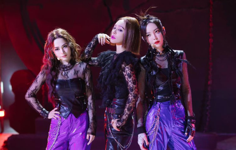 杨幂的眼角，阿娇的脸，明星脸上受伤、毁容，各个让人揪心