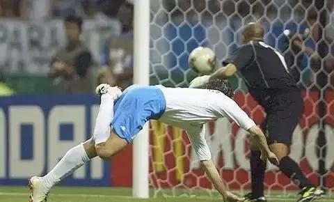 韩日世界杯意大利联赛（世界杯的遗憾42：2002年的意大利队）