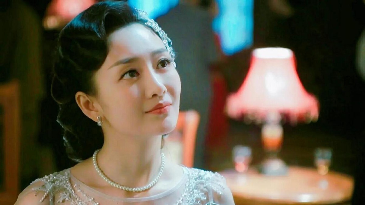 貌美如花却至今未婚，这12位大龄女星，各有各的苦衷