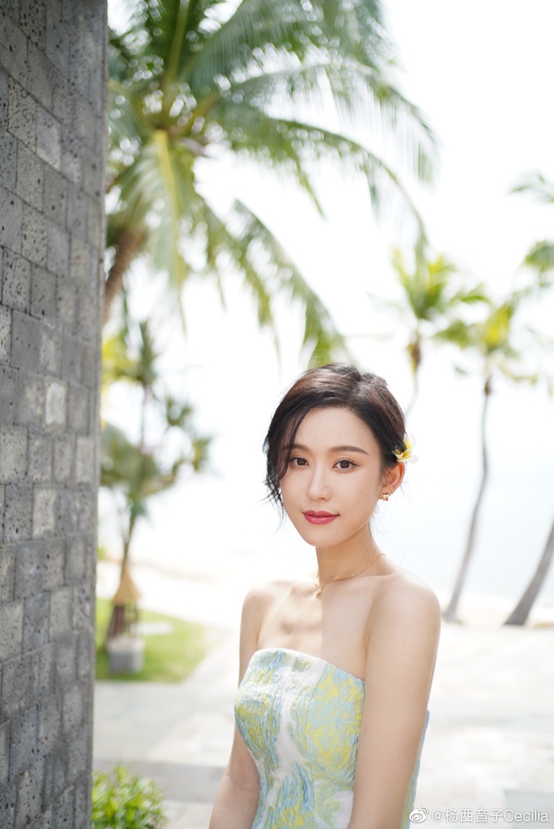 杨西音子《山歌一唱春光美》mv,春暖花开,听一曲悠扬山歌