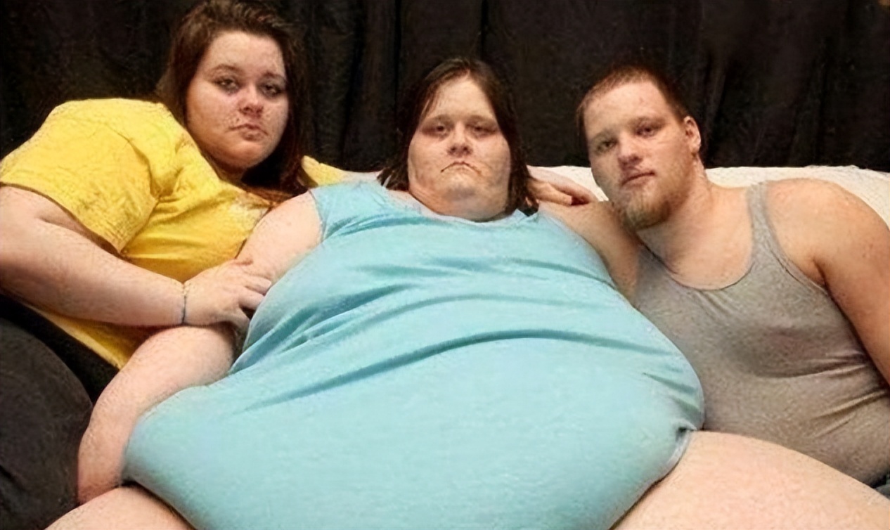 世界最胖男人(世界第一胖：重达1450斤破纪录，因胖被高富帅狂追，婚后育有2子)
