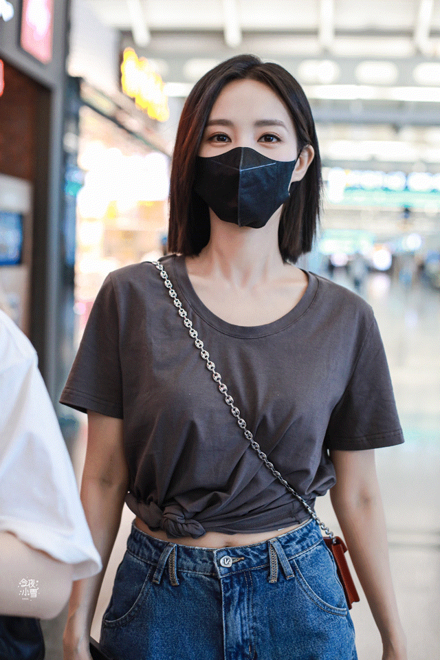 明星图片李一桐