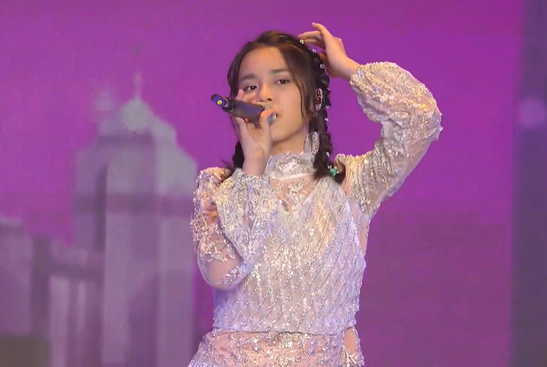 七一晚会15位女星一道风景线：汪明荃牡丹裙华贵，孟庆旸又出圈了