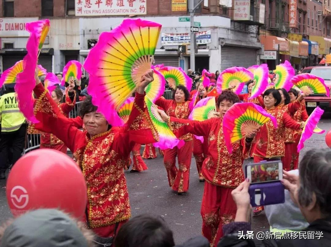 百年前,第一批在海外生活的华人移民,是怎么过年的?