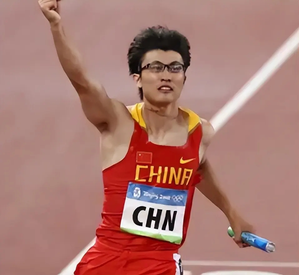 通过高考检验，那些中国体育的真学霸，有人在清华，有人读到博士