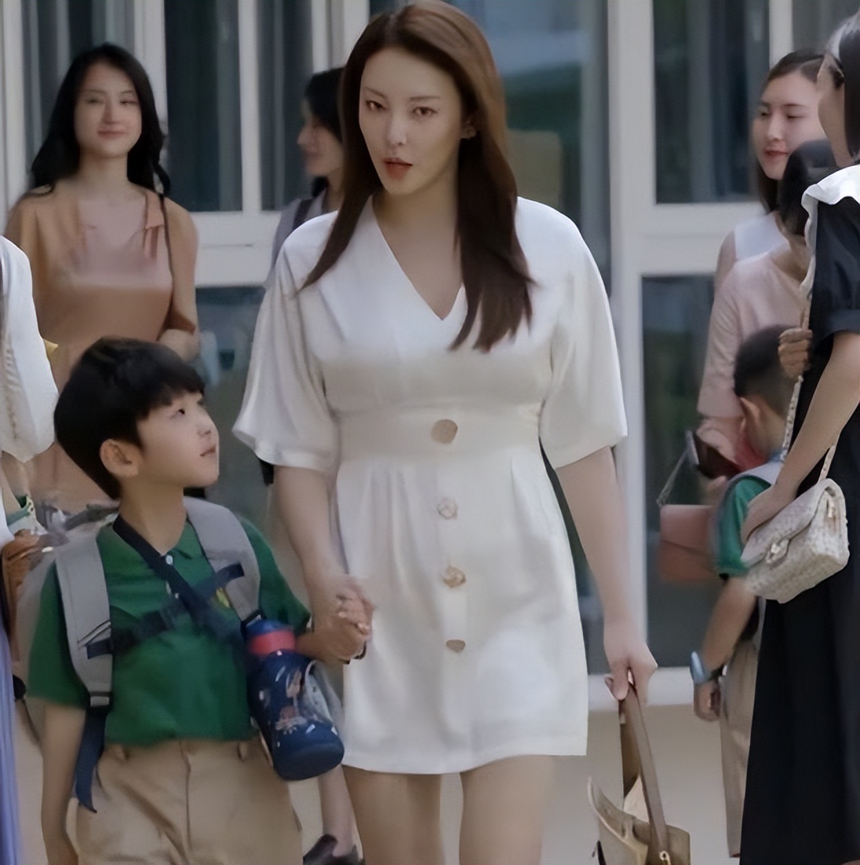 6月好剧云集，刘亦菲、张若昀各有一部，哪部是你正在追的？