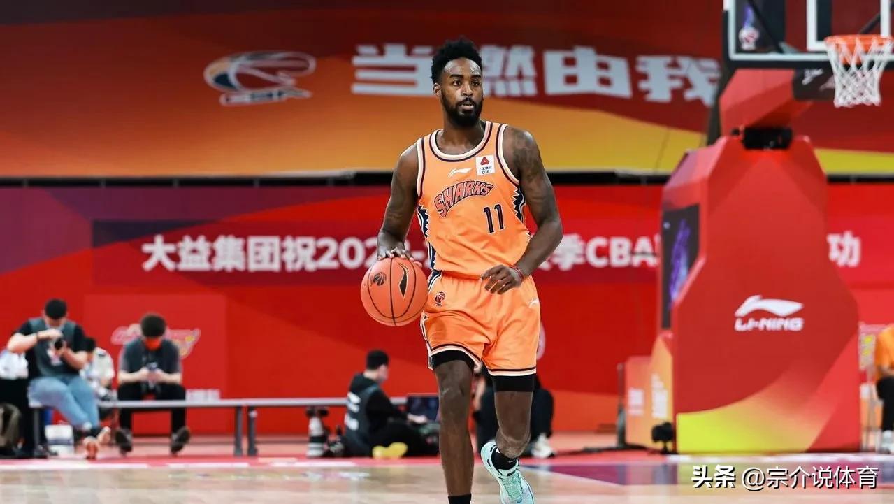 cba哪個球場上座率最好（CBA三消息，李秋平有望取代李春江，郭艾倫被冤枉，廣東隊崛起）