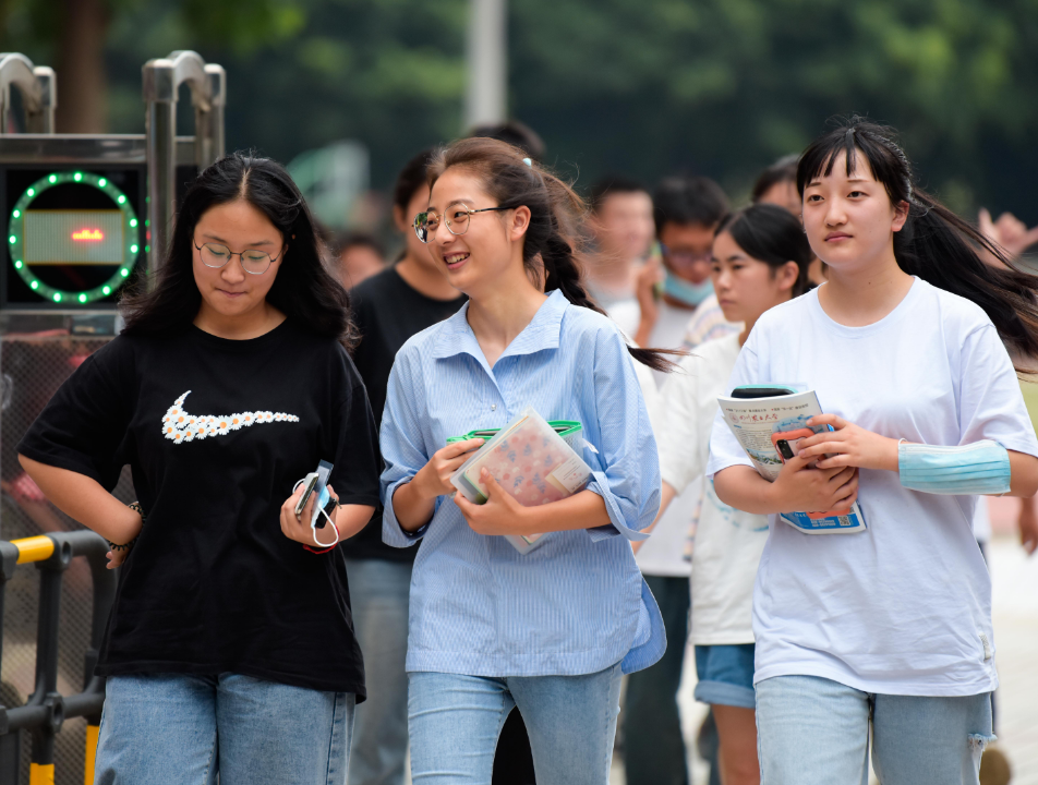 2022年高考，四类学生“无缘考试”，家长发愁，孩子前途怎么办