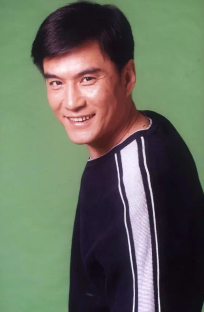 姑娘小伙正当年(姑娘小伙正当年演员)