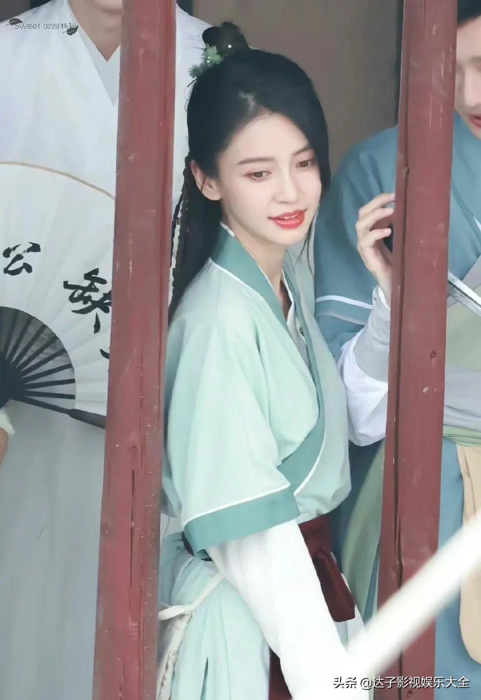 Angelababy郭芙蓉造型路透图来啦