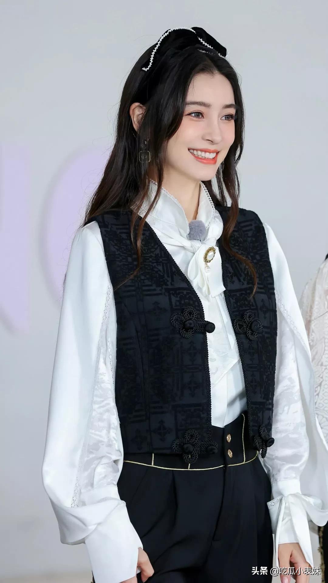 Angelababy（杨颖），杨柳细腰，你觉得哪张最美？