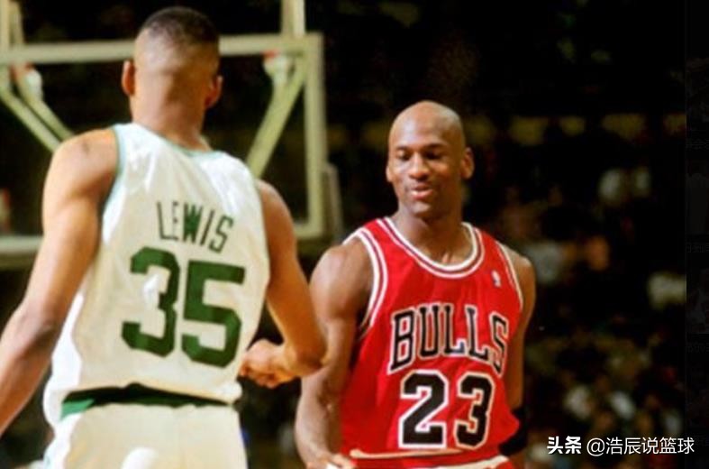 雷吉 刘易斯(NBA：一场帽乔丹4次的天才，刚兑现部分天赋，就在训练中猝然离世)