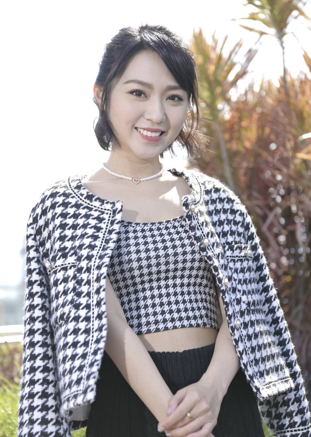 tvb小花自曝未存够首期买楼!曾是童星出身,母亲惹"召妓"疑云