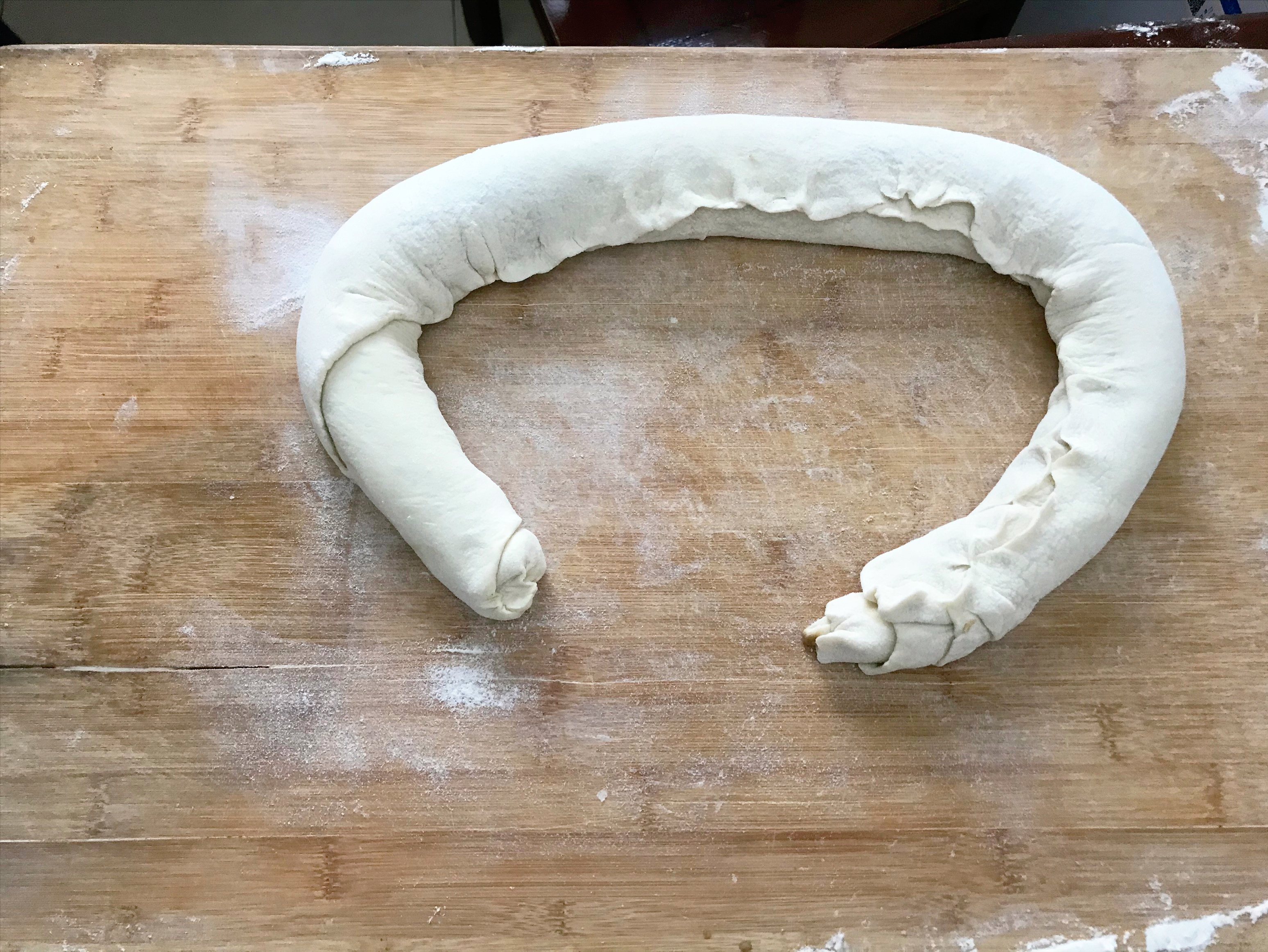 千層餅、油酥燒餅、餡餅的做法，全都是麵食，鮮香美味，酥軟油潤