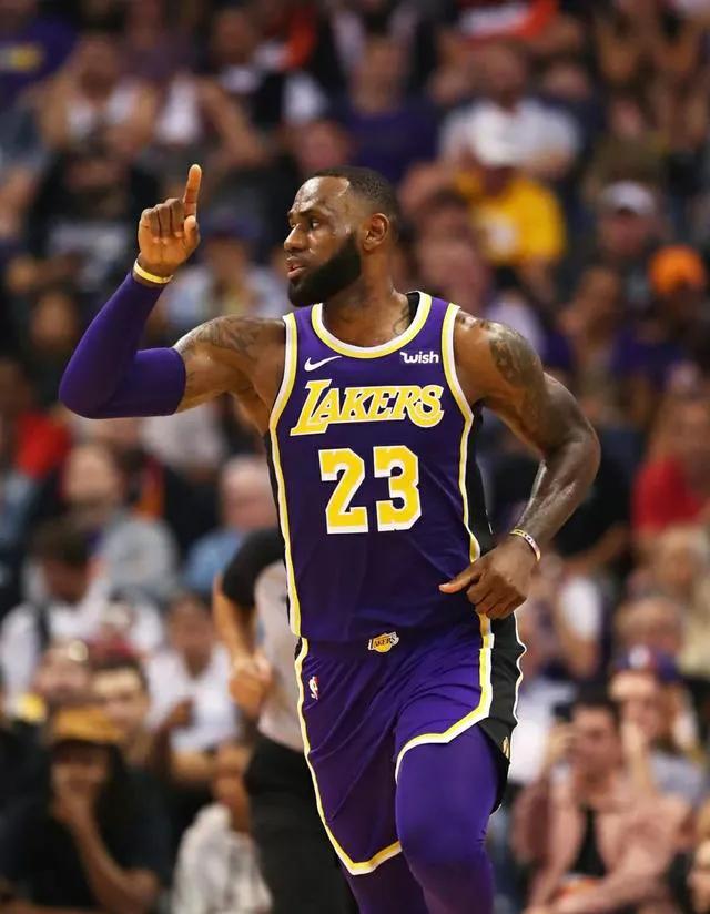 nba數據統計有哪些（NBA打了七十四年，各種統計數據浩如煙海，全仰仗于持之以恒）