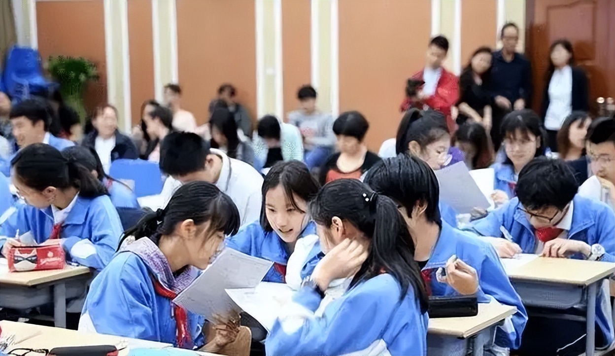 学生“文言文请假条”火了，趣味十足颇具文人风骨，老师自愧不如