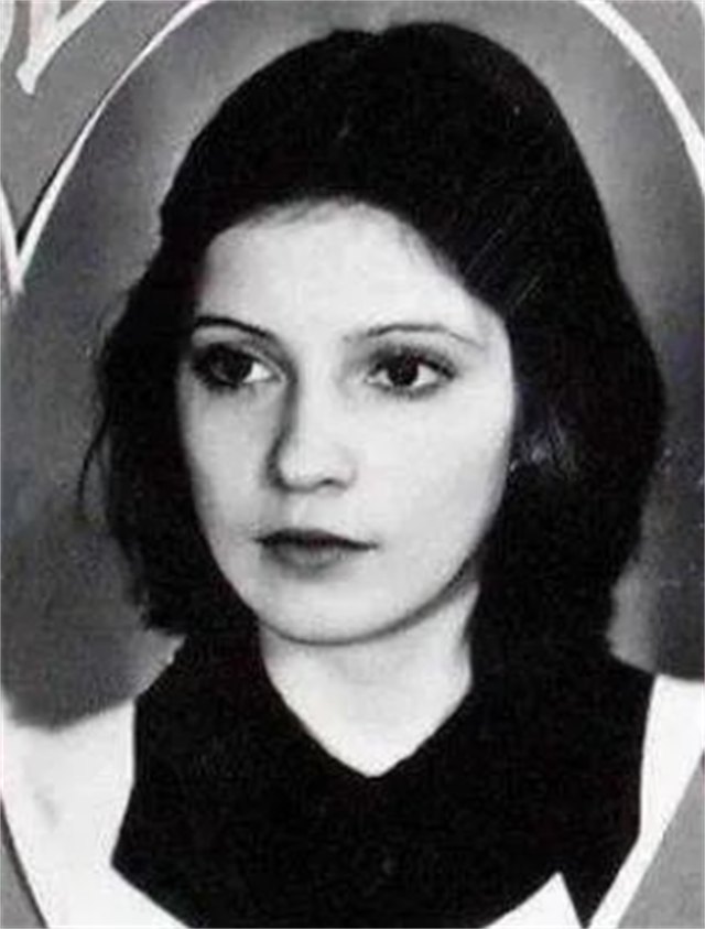 俄罗斯美女不爱干净(11年，前乌克兰美女总理入狱，身上多处淤青，被曝牢内与律师有染)