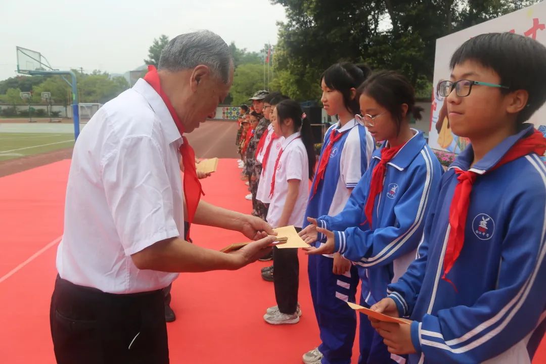 四川天府新区合江小学热烈庆祝“六一”国际儿童节